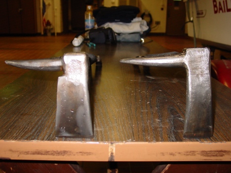 Melisi Bar on the left, Standard halligan on the right. What a difference that extra bite makes when forcing doors.